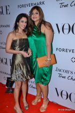 at Vogue_s 5th Anniversary bash in Trident, Mumbai on 22nd Sept 2012 (159).JPG